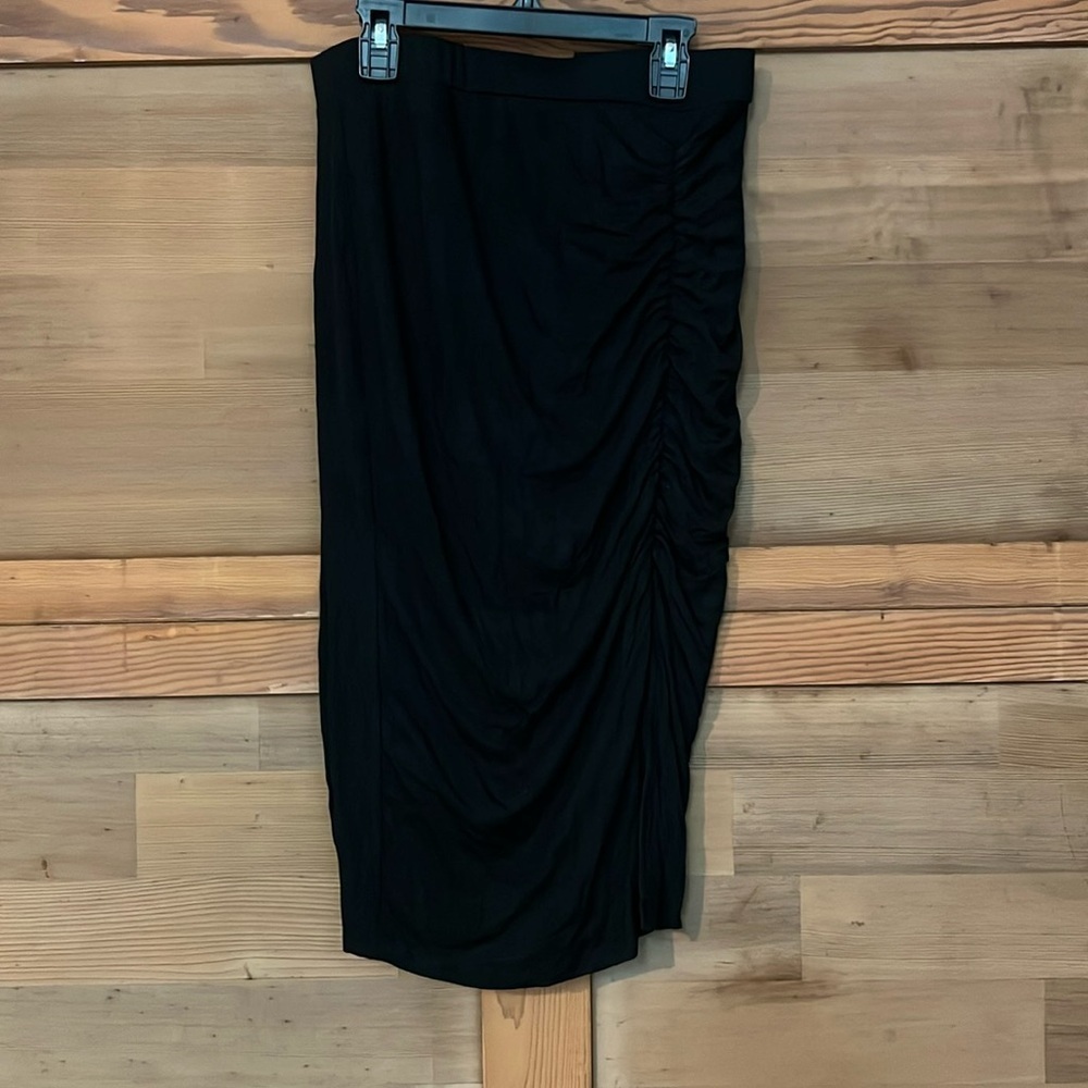 Vincent Camuto black skirt - desert summer